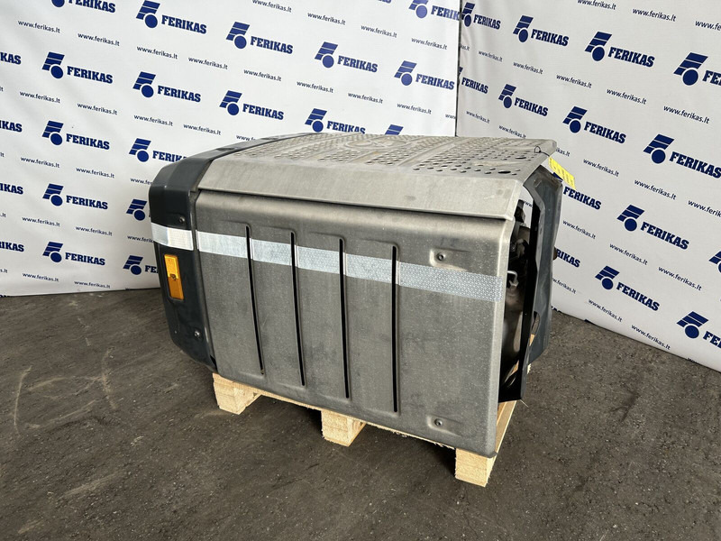 Mercedes-Benz exhaust catalyst - محول حفزي - شاحنة: صورة 1 Mercedes-Benz exhaust catalyst - محول حفزي - شاحنة: صورة 1