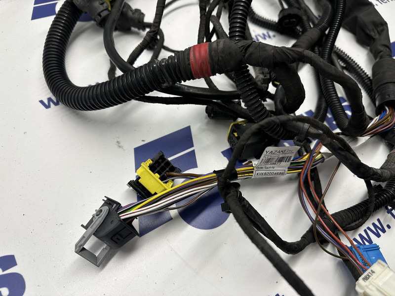 Mercedes-Benz xenon headlights wires set - مصابيح أضواء السيارة الأمامية - شاحنة: صورة 4 Mercedes-Benz xenon headlights wires set - مصابيح أضواء السيارة الأمامية - شاحنة: صورة 4
