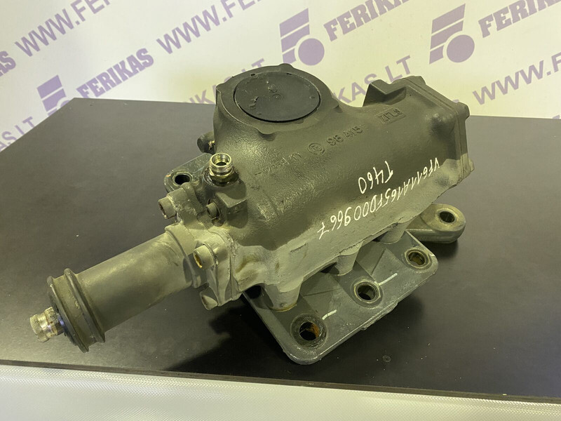 Renault T steering gear - عمود التوجيه - شاحنة: صورة 3 Renault T steering gear - عمود التوجيه - شاحنة: صورة 3