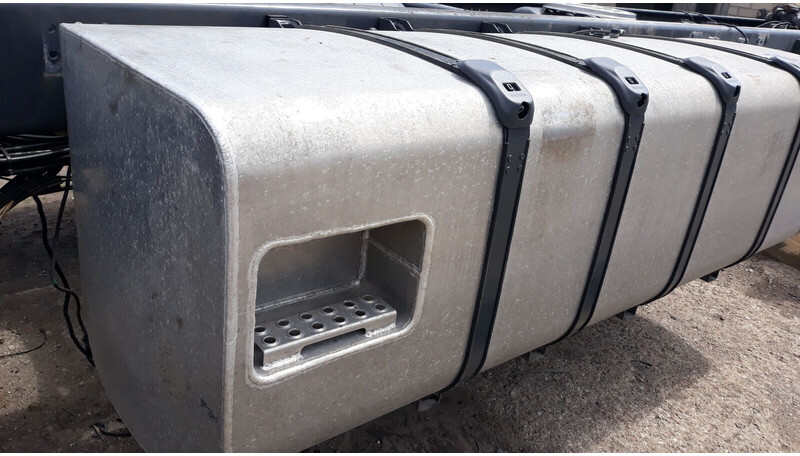 Scania R - خزان الوقود - شاحنة: صورة 4 Scania R - خزان الوقود - شاحنة: صورة 4