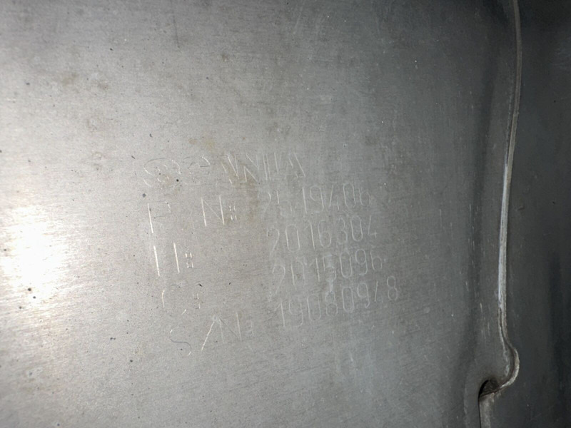 محول حفزي - شاحنة Scania exhaust catalyst: صورة 6 محول حفزي - شاحنة Scania exhaust catalyst: صورة 6