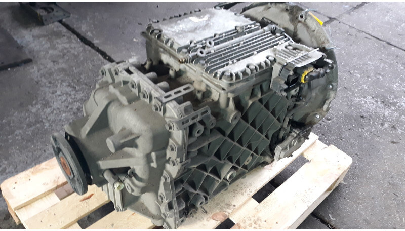 Volvo FH4 EURO6 good condition gearbox - صندوق التروس - شاحنة: صورة 5 Volvo FH4 EURO6 good condition gearbox - صندوق التروس - شاحنة: صورة 5