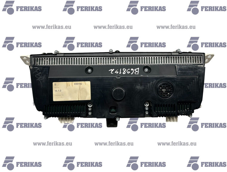 Volvo instrument cluster - لوحة القيادة - شاحنة: صورة 2 Volvo instrument cluster - لوحة القيادة - شاحنة: صورة 2