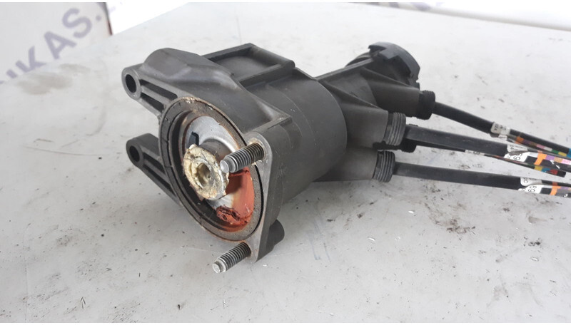 Volvo main brake EBS valve - صمام - شاحنة: صورة 1 Volvo main brake EBS valve - صمام - شاحنة: صورة 1