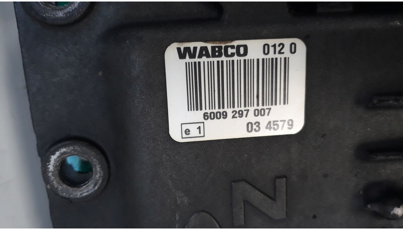 Wabco gearbox control unit - وحدة تحكم الكتروني - شاحنة: صورة 4 Wabco gearbox control unit - وحدة تحكم الكتروني - شاحنة: صورة 4