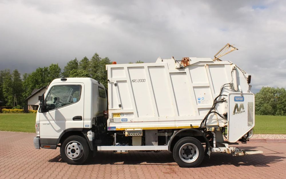 Mitsubishi CANTER 7C15 - شاحنة النفايات: صورة 3 Mitsubishi CANTER 7C15 - شاحنة النفايات: صورة 3