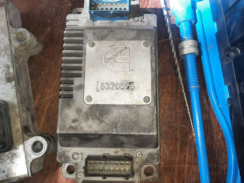 Cummins 239Kvt - وحدة تحكم الكتروني: صورة 2 Cummins 239Kvt - وحدة تحكم الكتروني: صورة 2