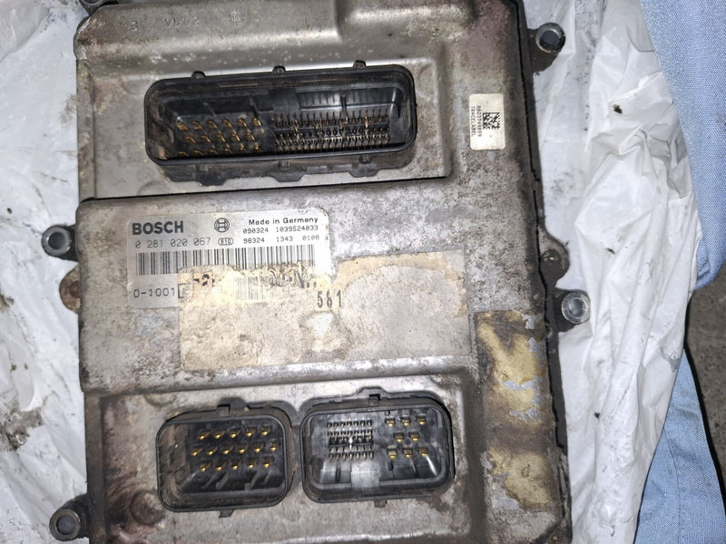 MAN BOSCH 0281001521. 0261200173 \ 020600009 - وحدة تحكم الكتروني: صورة 1 MAN BOSCH 0281001521. 0261200173 \ 020600009 - وحدة تحكم الكتروني: صورة 1