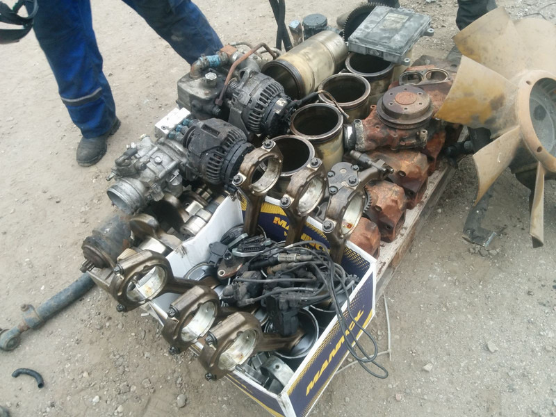 MAN E 2876 LOH 02 - المحرك و قطع الغيار: صورة 3 MAN E 2876 LOH 02 - المحرك و قطع الغيار: صورة 3