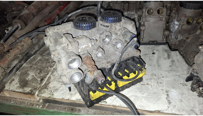 MAN Скания.Вольво - صمام: صورة 2 MAN Скания.Вольво - صمام: صورة 2