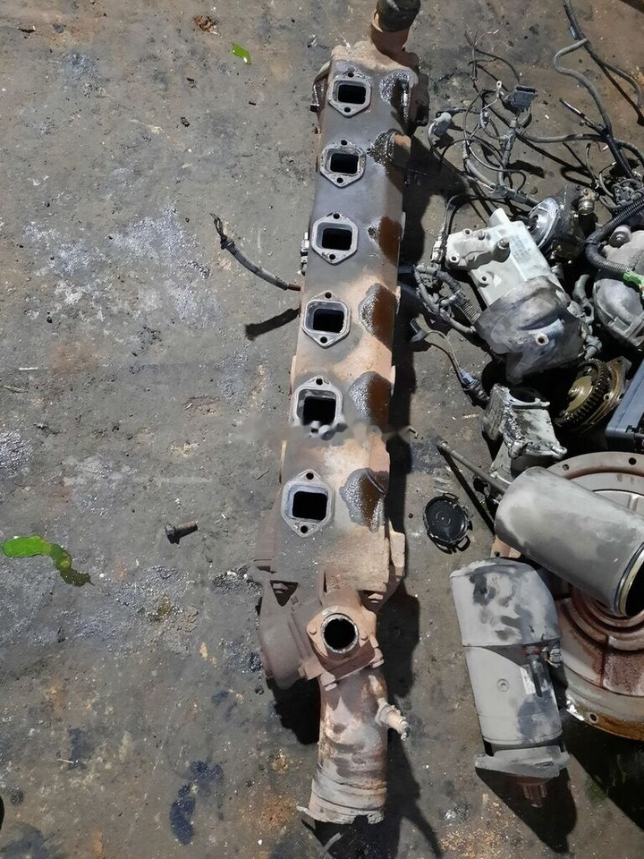 MAN / Turbina 53271013060c golovka MAN E2876 - مشعب العادم - شاحنة: صورة 5 MAN / Turbina 53271013060c golovka MAN E2876 - مشعب العادم - شاحنة: صورة 5