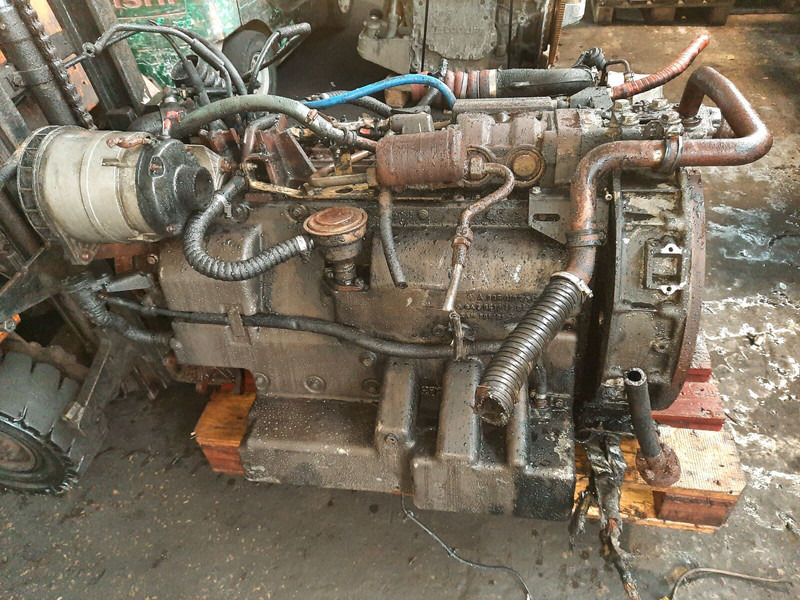 Mercedes-Benz Om 906 - محرك: صورة 2 Mercedes-Benz Om 906 - محرك: صورة 2