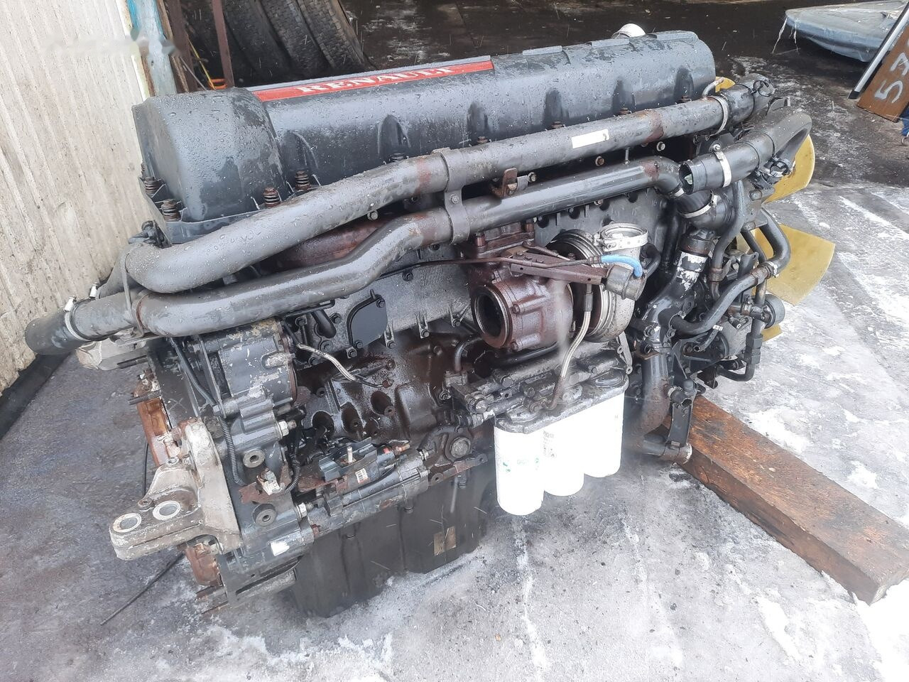 Renault DXI 13 500 EC06B Renault Magnum - محرك - شاحنة: صورة 1 Renault DXI 13 500 EC06B Renault Magnum - محرك - شاحنة: صورة 1