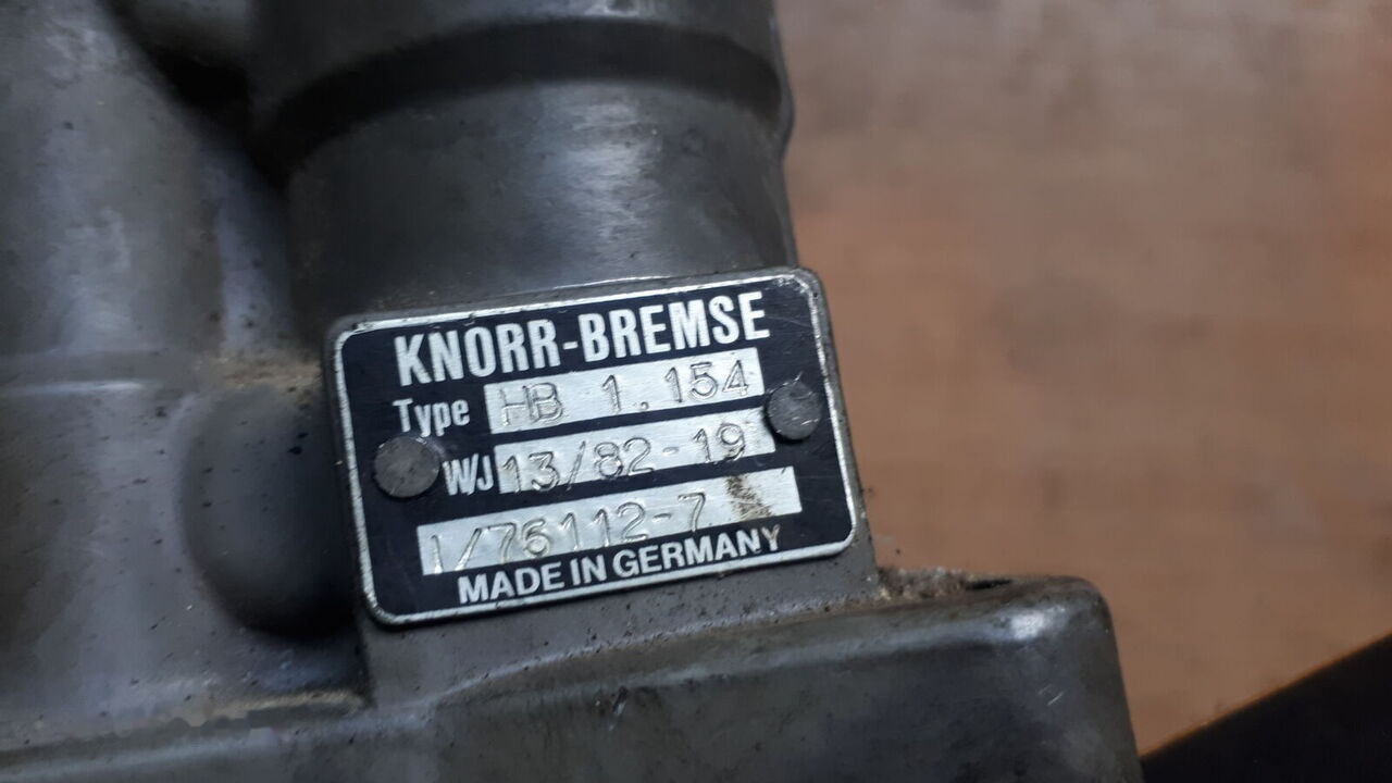 صمام الفرامل - شاحنة Scania Knorr- Bremz 0486203025. 4800010110.486200008.486203033   Scania Volvo: صورة 25