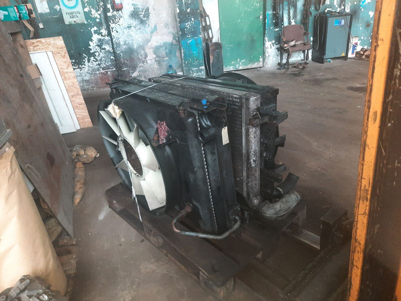 Scania Volvo - مبرد المحرك: صورة 2 Scania Volvo - مبرد المحرك: صورة 2