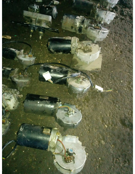 Setra BOSCH 039044245 - مساحة الزجاج الأمامي: صورة 4 Setra BOSCH 039044245 - مساحة الزجاج الأمامي: صورة 4