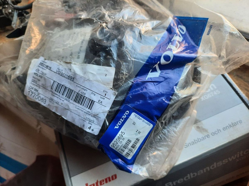 Volvo 9520695 - نظام الهيدروليك: صورة 3 Volvo 9520695 - نظام الهيدروليك: صورة 3