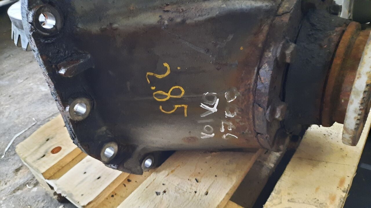 Volvo S91\PP .R9S . A-132 .RSS-1228B . RS1228SV. RS-1228C. RSS1344C. E Volvo B7R - صندوق التروس التفاضلية - حافلة: صورة 4 Volvo S91\PP .R9S . A-132 .RSS-1228B . RS1228SV. RS-1228C. RSS1344C. E Volvo B7R - صندوق التروس التفاضلية - حافلة: صورة 4