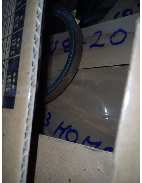 Volvo - محور: صورة 4 Volvo - محور: صورة 4