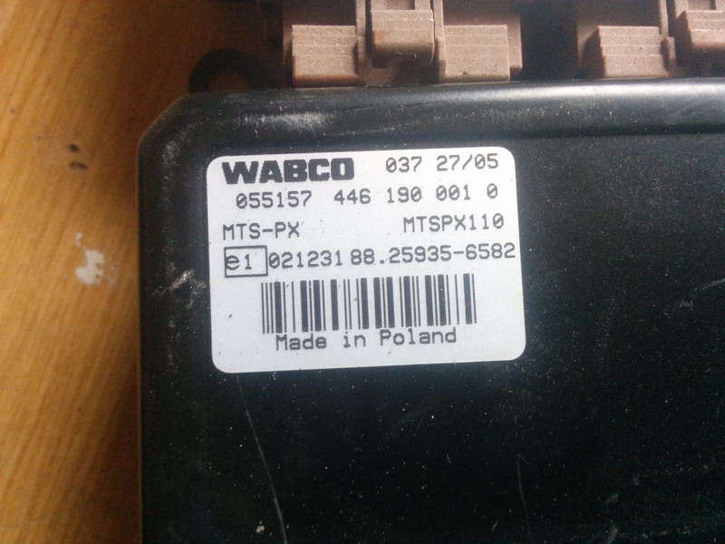 Wabco 4461350410.\4461702000 /4461900010 - وحدة تحكم الكتروني: صورة 5 Wabco 4461350410.\4461702000 /4461900010 - وحدة تحكم الكتروني: صورة 5