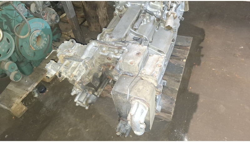 ZF GO210-6. S6 85+GV80/ S6 90 + GV90 - صندوق التروس: صورة 4 ZF GO210-6. S6 85+GV80/ S6 90 + GV90 - صندوق التروس: صورة 4