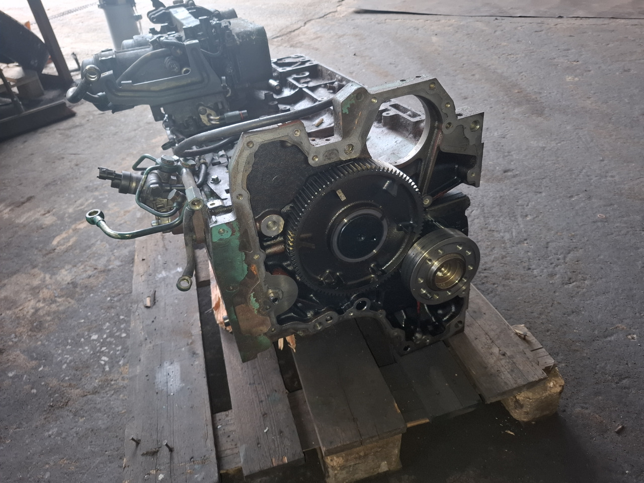 Вольво Д7Е - قطع غيار - حافلة: صورة 1 Вольво Д7Е - قطع غيار - حافلة: صورة 1