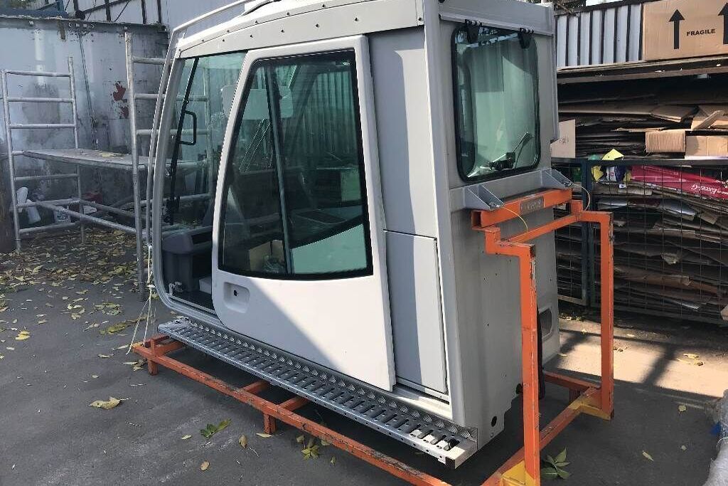 New TADANO FAUN ATF superstructure cab for TADANO FAUN ATF mobile crane - كابينة - موبايل كرين: صورة 2 New TADANO FAUN ATF superstructure cab for TADANO FAUN ATF mobile crane - كابينة - موبايل كرين: صورة 2