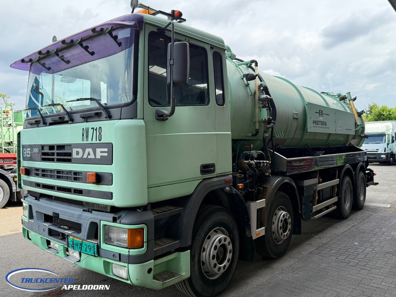 DAF XF 95.360 20400 Liter, 8x4 Steel springs - شاحنة الشفط: صورة 3 DAF XF 95.360 20400 Liter, 8x4 Steel springs - شاحنة الشفط: صورة 3