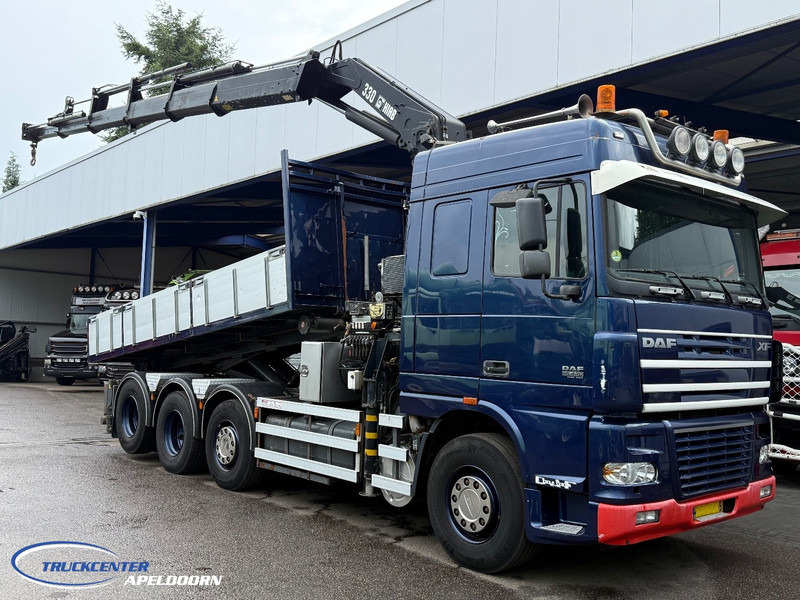 DAF XF 95.430 HIAB 330-5, 8x2 - شاحنات مسطحة, شاحنة كرين: صورة 1 DAF XF 95.430 HIAB 330-5, 8x2 - شاحنات مسطحة, شاحنة كرين: صورة 1