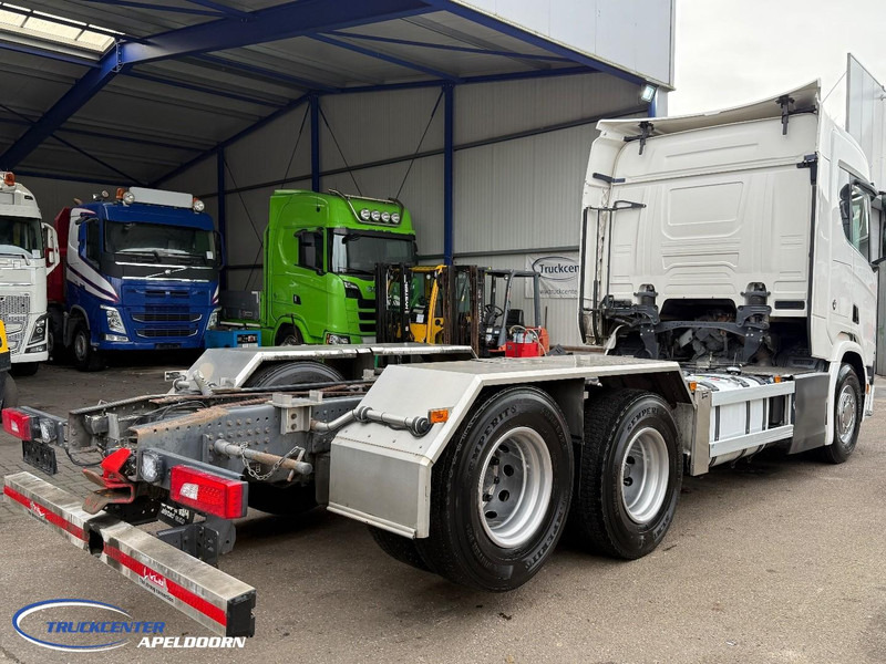Scania R580 V8 NGS Retarder, 9000 kg Vooras, PTO, 6x2 - شاحنة هيكل كابينة: صورة 2 Scania R580 V8 NGS Retarder, 9000 kg Vooras, PTO, 6x2 - شاحنة هيكل كابينة: صورة 2