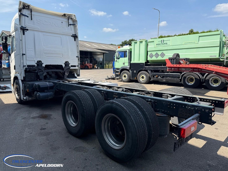 Scania R650 V8 NGS 6x4, Standclima, Retarder, PTO, 9000 Vooras - شاحنة هيكل كابينة: صورة 4 Scania R650 V8 NGS 6x4, Standclima, Retarder, PTO, 9000 Vooras - شاحنة هيكل كابينة: صورة 4