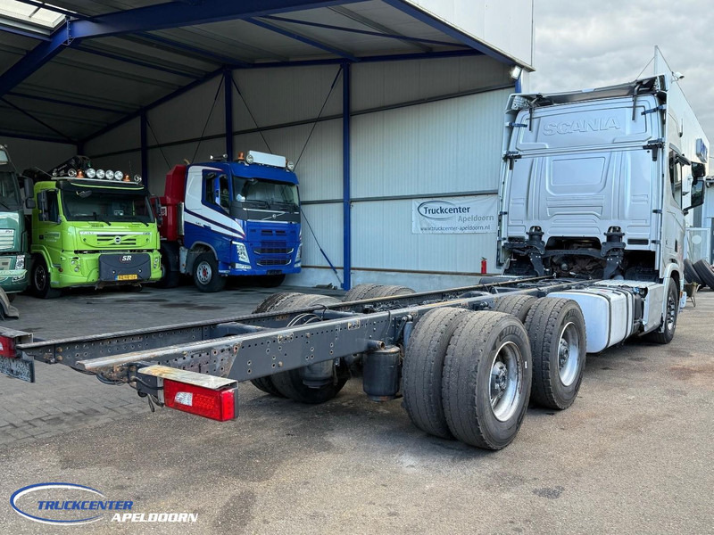 Scania R730 XT NGS V8 6x4 Naafreductie, Retarder, PTO - شاحنة هيكل كابينة: صورة 2 Scania R730 XT NGS V8 6x4 Naafreductie, Retarder, PTO - شاحنة هيكل كابينة: صورة 2