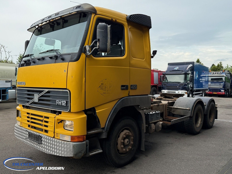 Volvo FH 12 - 420 6x4, Handgeschakeld, Hydrauliek - وحدة جر: صورة 3 Volvo FH 12 - 420 6x4, Handgeschakeld, Hydrauliek - وحدة جر: صورة 3