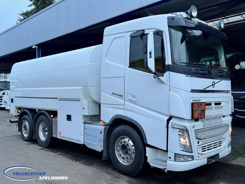 Volvo FH 540 HMK Bilcon 18800 Liter ADR, Retarder, Steering axle - شاحنة صهريج: صورة 1 Volvo FH 540 HMK Bilcon 18800 Liter ADR, Retarder, Steering axle - شاحنة صهريج: صورة 1