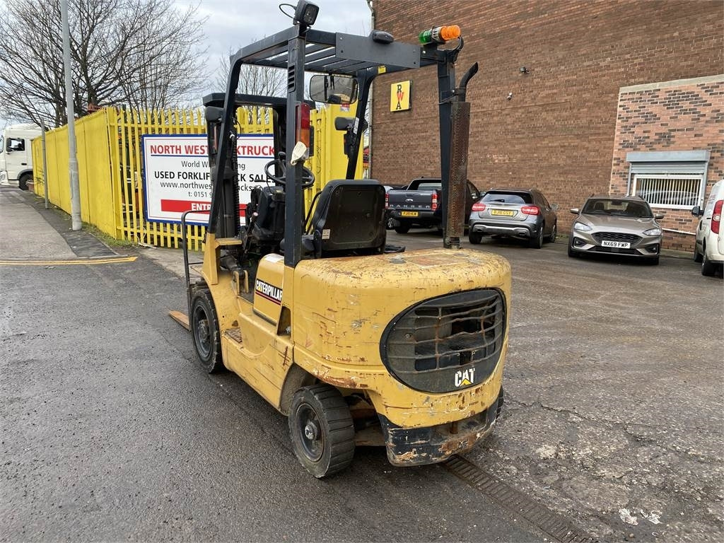 CAT DP25K - رافعة شوكية ديزل: صورة 3 CAT DP25K - رافعة شوكية ديزل: صورة 3