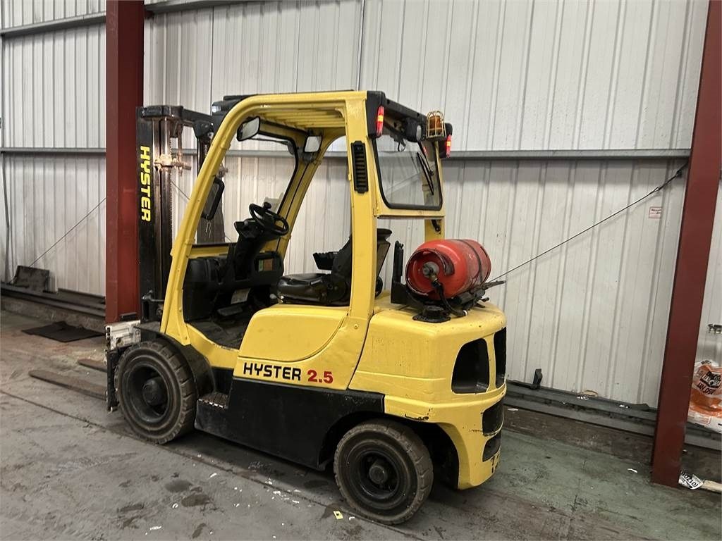 Hyster H2.5FT - رافعة شوكية تعمل بالغاز: صورة 3 Hyster H2.5FT - رافعة شوكية تعمل بالغاز: صورة 3