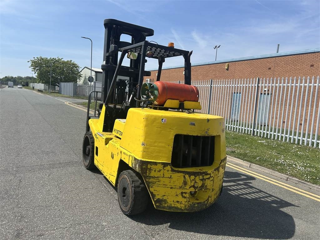 رافعة شوكية تعمل بالغاز Hyster S7.00XL: صورة 6