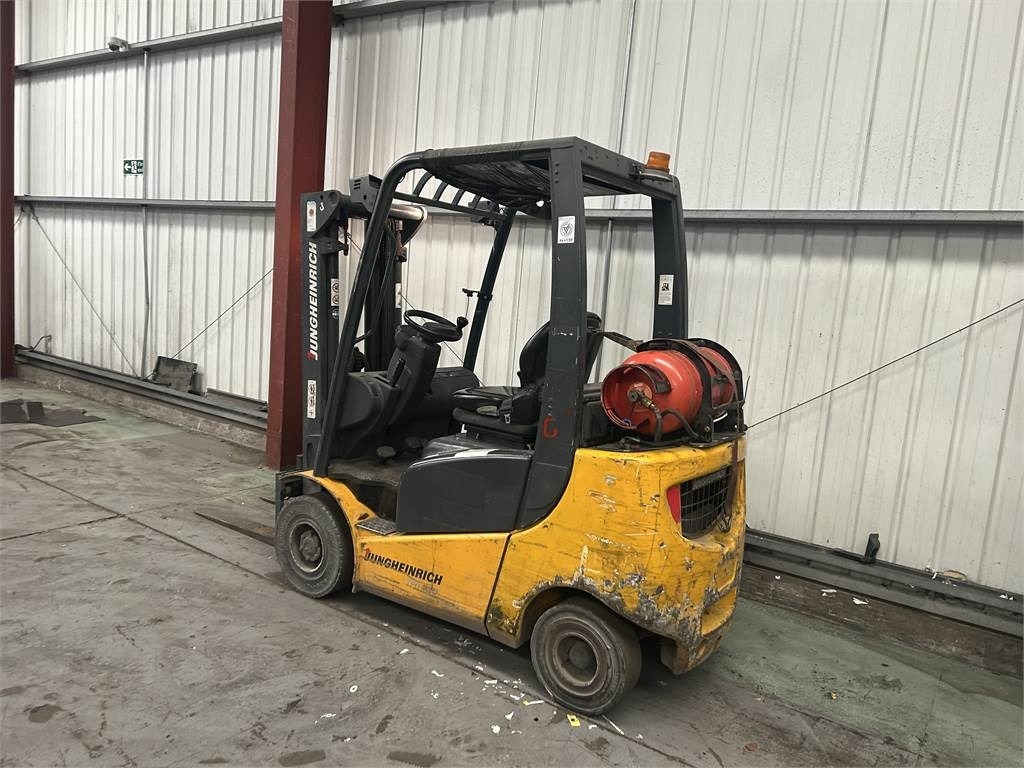 Jungheinrich TFG320 - رافعة شوكية تعمل بالغاز: صورة 3 Jungheinrich TFG320 - رافعة شوكية تعمل بالغاز: صورة 3
