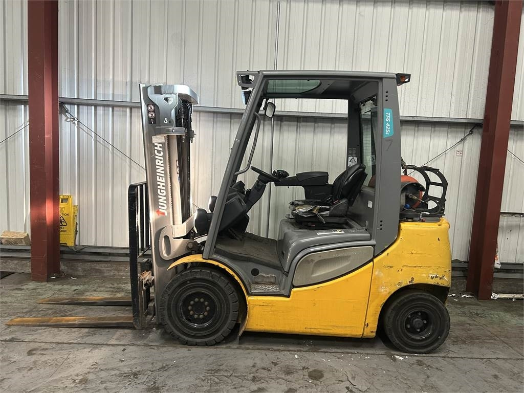 Jungheinrich TFG425S - رافعة شوكية تعمل بالغاز: صورة 1 Jungheinrich TFG425S - رافعة شوكية تعمل بالغاز: صورة 1