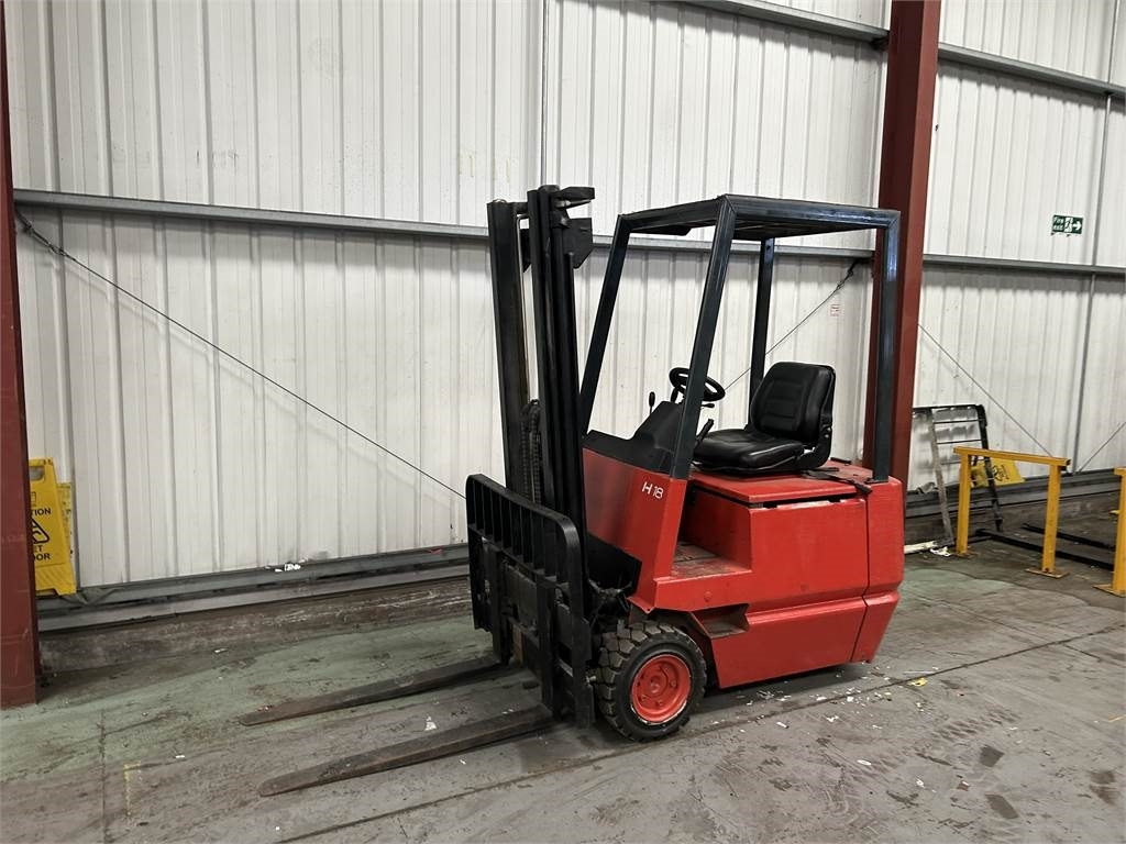 Linde E18 - رافعة شوكية كهربائية: صورة 2 Linde E18 - رافعة شوكية كهربائية: صورة 2