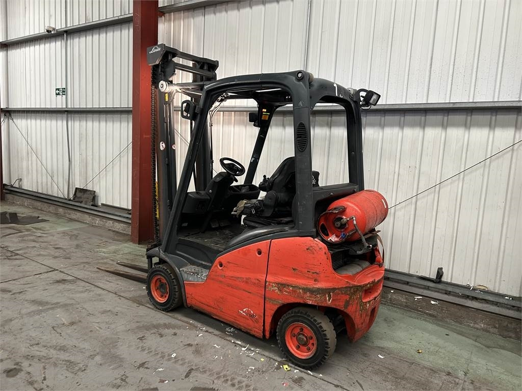 Linde H14T-01 - رافعة شوكية تعمل بالغاز: صورة 3 Linde H14T-01 - رافعة شوكية تعمل بالغاز: صورة 3