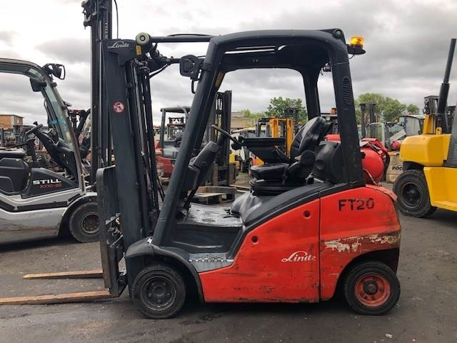 Linde H16T-01 - رافعة شوكية تعمل بالغاز: صورة 1 Linde H16T-01 - رافعة شوكية تعمل بالغاز: صورة 1