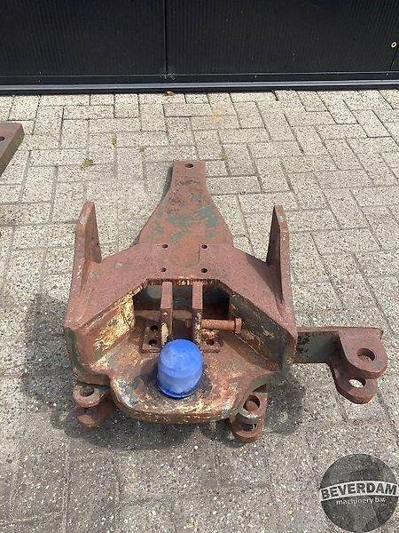 Diverse trekhaken/K80 - قطع غيار - جرار: صورة 2 Diverse trekhaken/K80 - قطع غيار - جرار: صورة 2