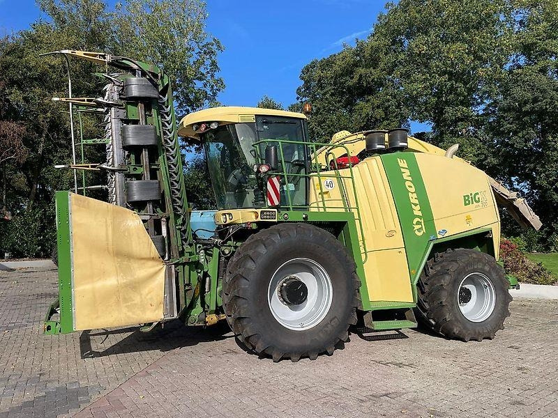 Krone Big X 700 Sofort Einzatsbereit!  - الآلات الزراعية: صورة 1 Krone Big X 700 Sofort Einzatsbereit!  - الآلات الزراعية: صورة 1