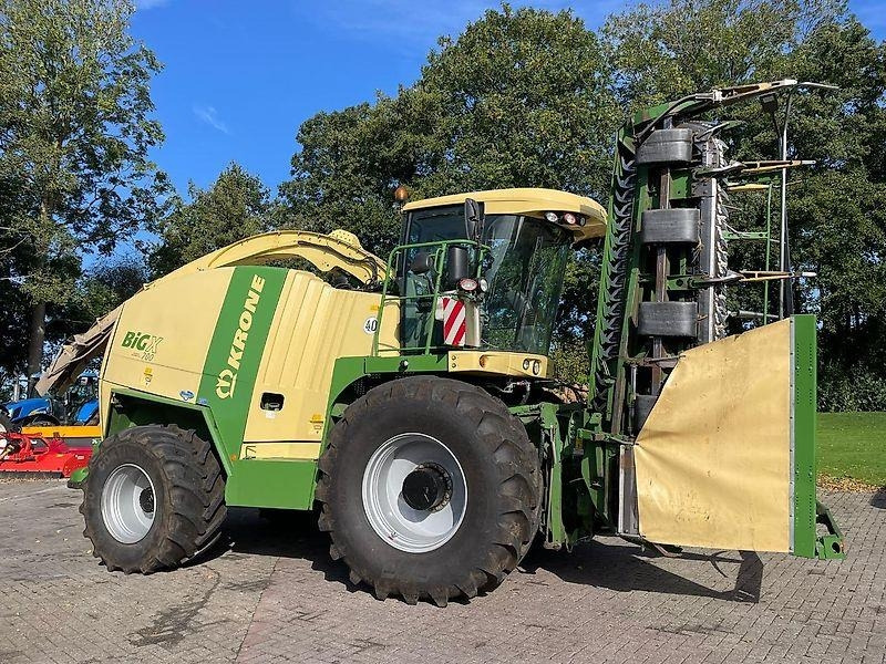 Krone Big X 700 Sofort Einzatsbereit!  - الآلات الزراعية: صورة 2 Krone Big X 700 Sofort Einzatsbereit!  - الآلات الزراعية: صورة 2