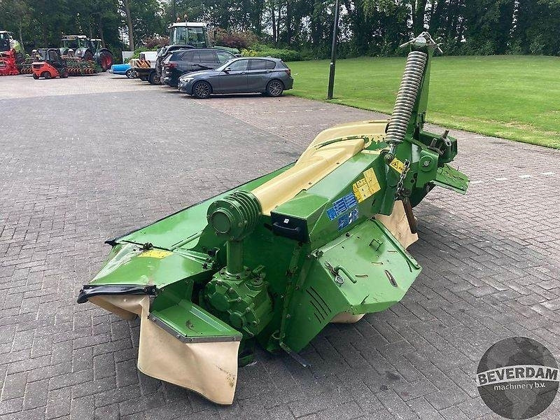 Krone Easy Cut B 1000 CV - EC F 320 CV - جزازة العشب: صورة 3 Krone Easy Cut B 1000 CV - EC F 320 CV - جزازة العشب: صورة 3
