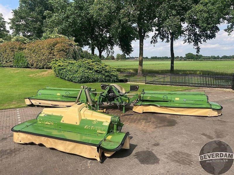 Krone Easy Cut B 1000 CV - EC F 320 CV - جزازة العشب: صورة 1 Krone Easy Cut B 1000 CV - EC F 320 CV - جزازة العشب: صورة 1