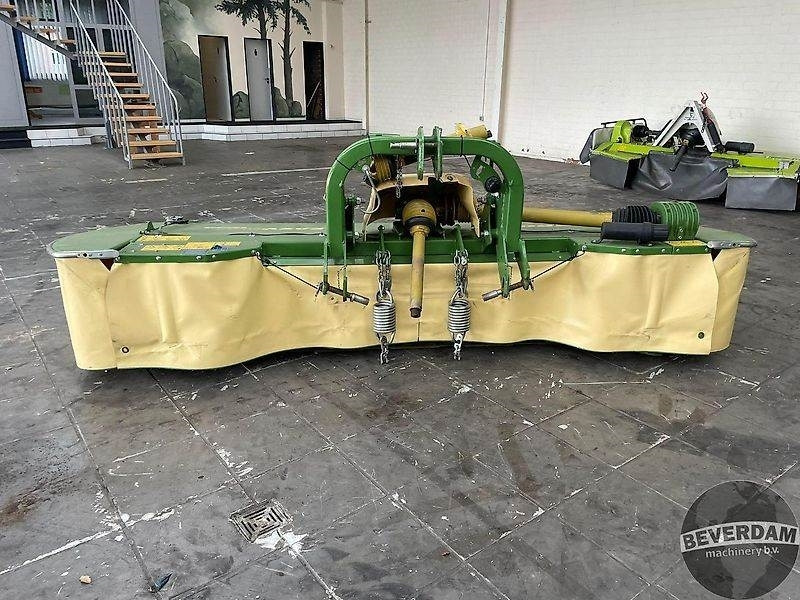 Krone Easy Cut F320 M - جزازة العشب: صورة 4 Krone Easy Cut F320 M - جزازة العشب: صورة 4