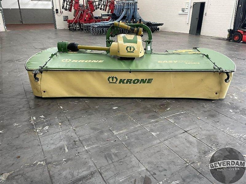 Krone Easy Cut F320 M - جزازة العشب: صورة 2 Krone Easy Cut F320 M - جزازة العشب: صورة 2