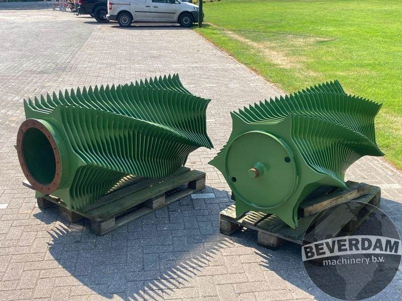 Krone Titan Rotor nieuw! - معدات تيبيس التبن: صورة 4 Krone Titan Rotor nieuw! - معدات تيبيس التبن: صورة 4